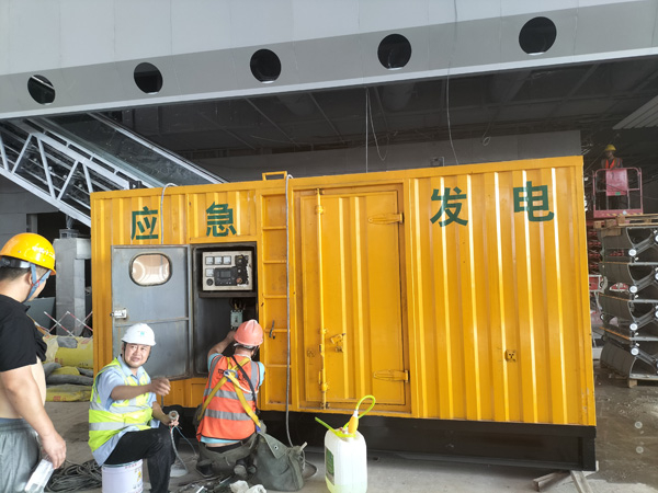 怀化怎样判断空气滤清器是否需要更换？