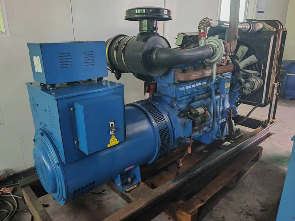 怀化100kW柴油发电机组使用多级机油有哪些优缺点？